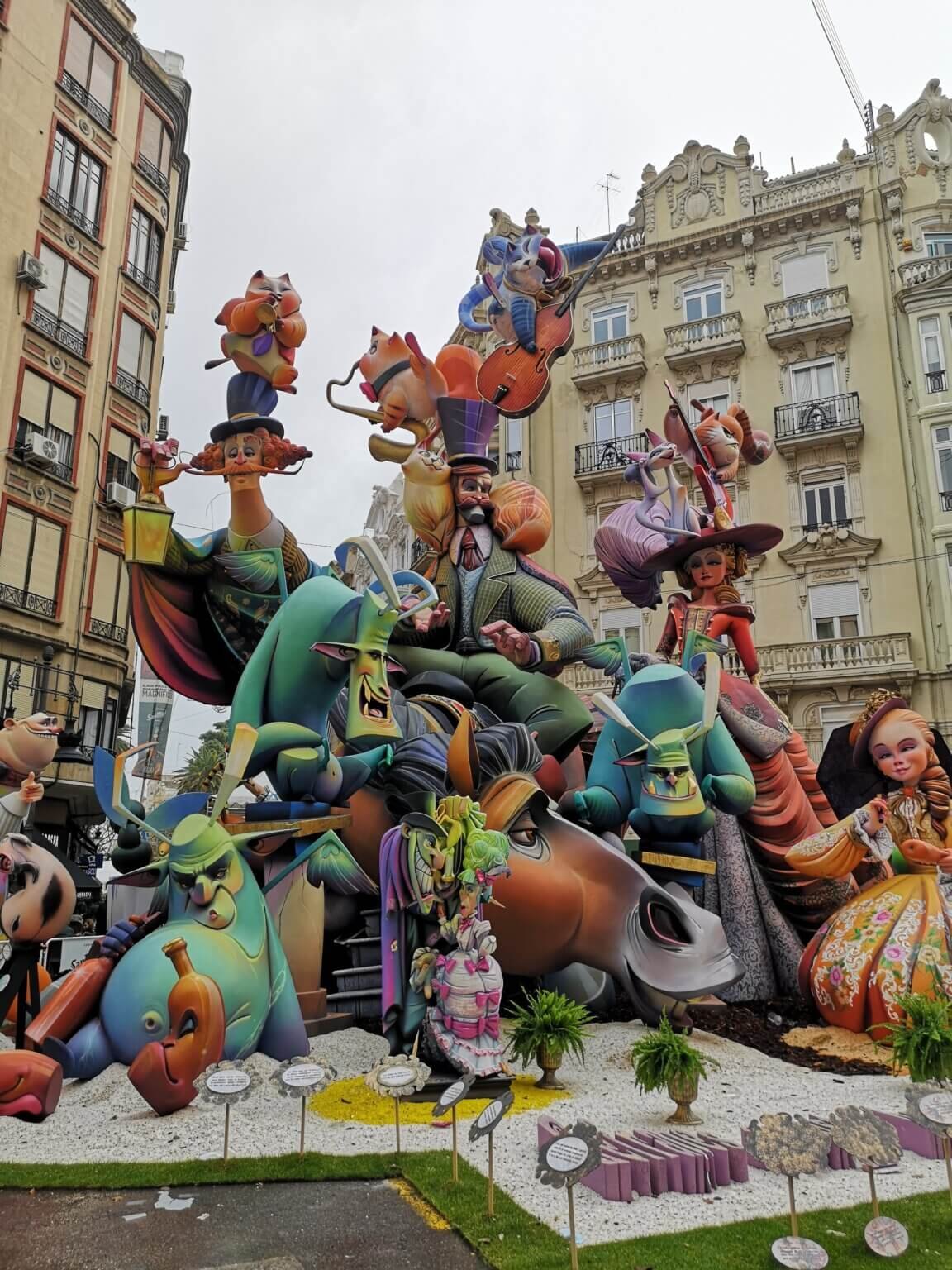 Les Falles Festival Valencia 2025 A Full Guide Abroad In Valencia