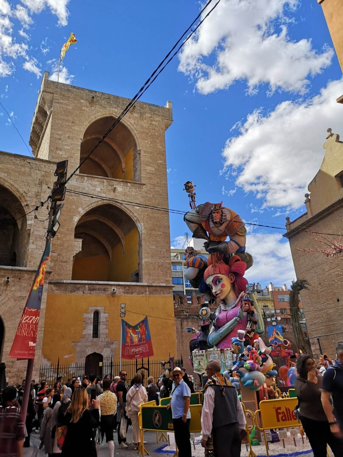 Les Falles Festival Valencia 2024 A Full Guide Abroad In Valencia