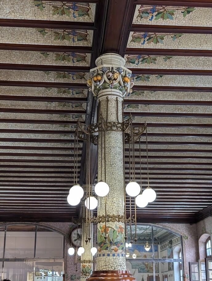 Exterior of Valencia's Estació del Nord with mosaic decorations and fruit motifs