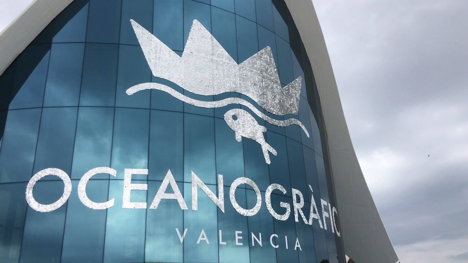 The entrance to the Oceanografic in Valencia
